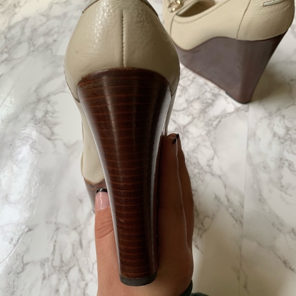 Gucci Horsebit Wooden Wedges - Picture 7 of 11